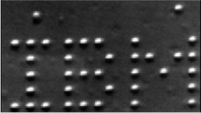 斯坦福大学学者再创书写世上最小字母记录